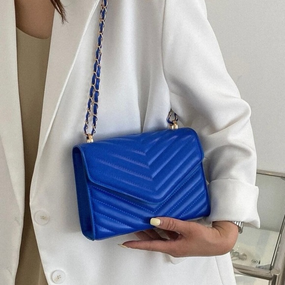 Mini chevron flap bag - Picture 10 of 10